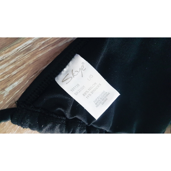 Skye Swimwear Black Triangle Bikini Top - Picture 2 of 2